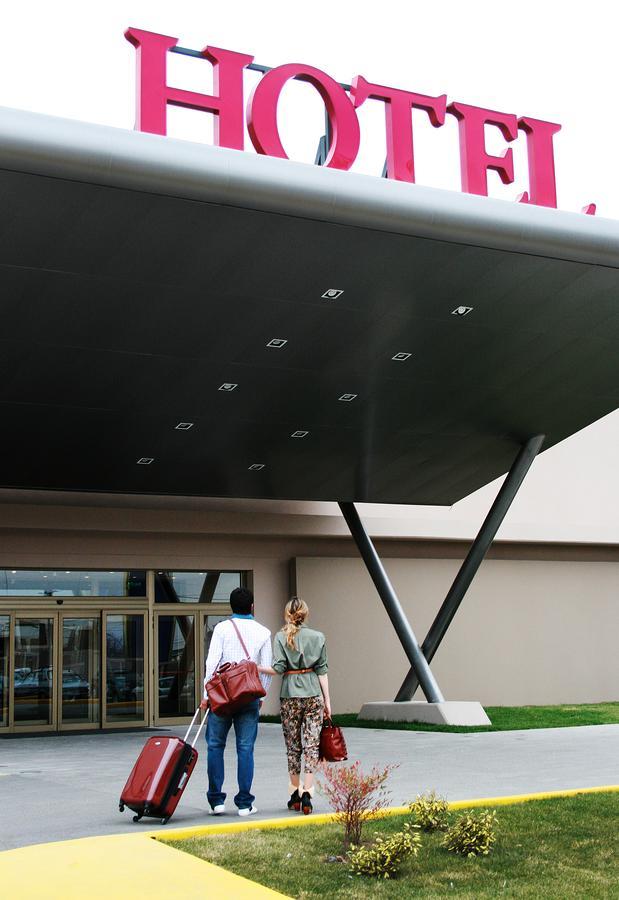 Hotel Y Casino Del Rio - General Roca Εξωτερικό φωτογραφία